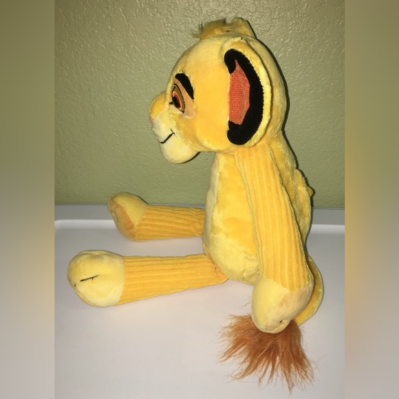 Disney Scentsy Buddy Simba Plush - Picture 2 of 10